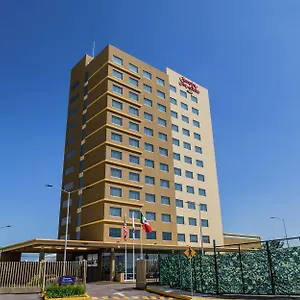 Hotel Hampton & By Hilton, Puebla