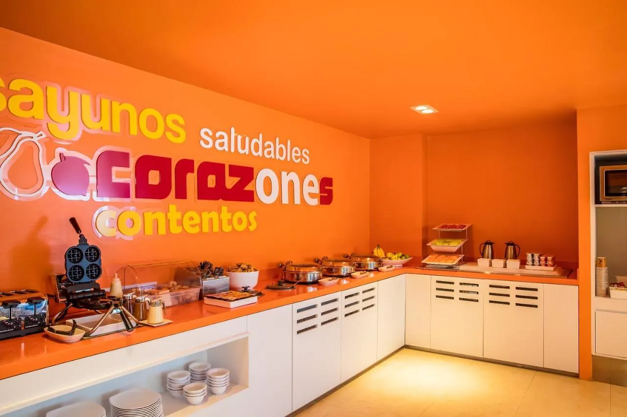 Hotel One Puebla Serdan