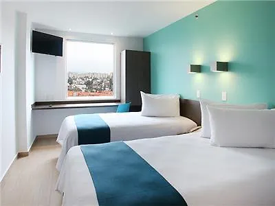 *** Hotel One Puebla Serdan Mexico